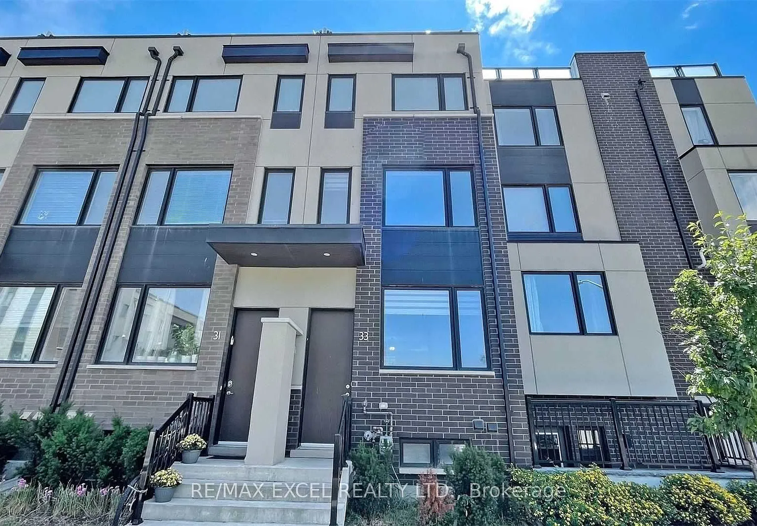 3 bed, $3,200 — Photo 1