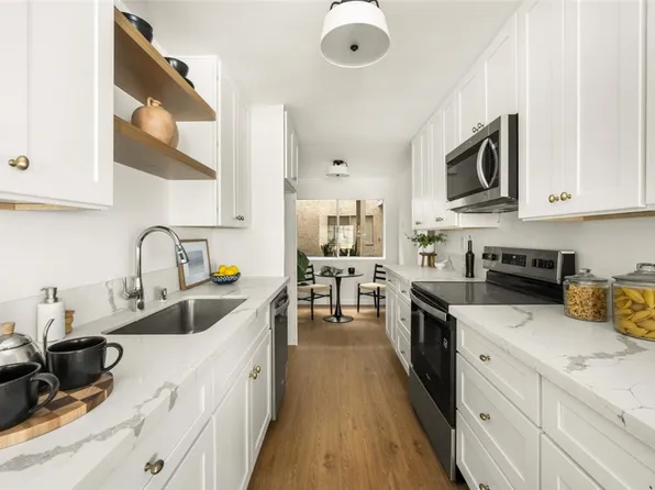 1021 12th St APT 102, Santa Monica, CA 90403