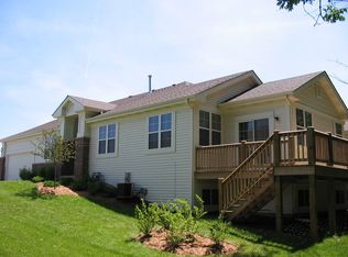 26042 W Timber Ridge Dr, Channahon, IL 60410