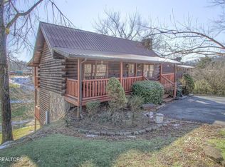 1528 Rainbow Ridge Rd, Sevierville, TN 37862