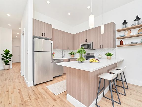 5th image of 473 6th Ave #2