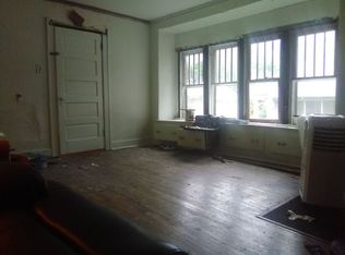 1104 W Chestnut St, Independence, KS 67301