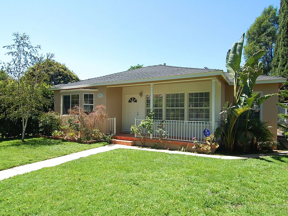 1st image of 6537 Hayvenhurst Ave