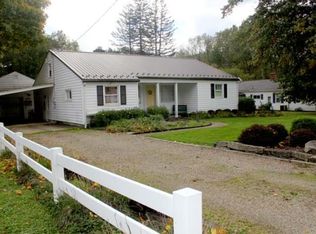 7 Maplewood Dr, Warren, PA 16365