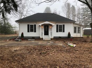 4220 W Hopewell Rd, Center Valley, PA 18034