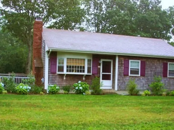 140 Fuller Rd, Barnstable, MA 02630