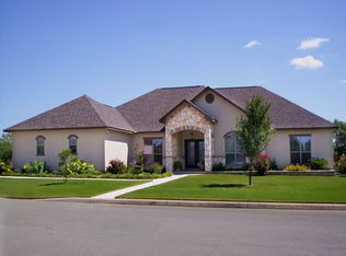 15272 Park Place Dr, Lytle, TX 78052