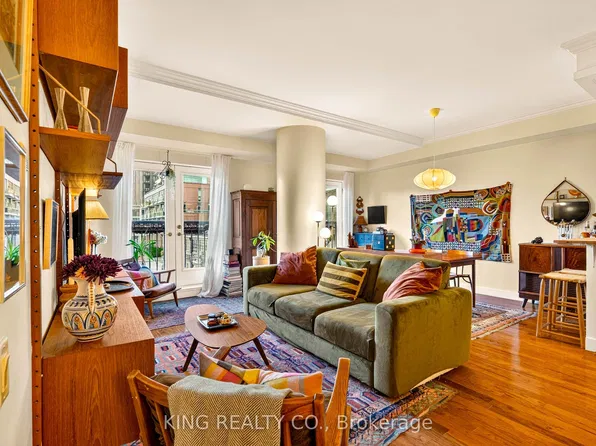 120 Lombard St #301, Toronto, ON M5C 3H5