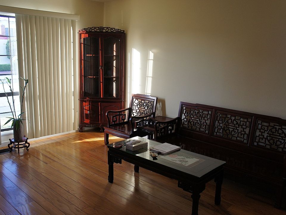 2nd image of 1342 Chapel Ave