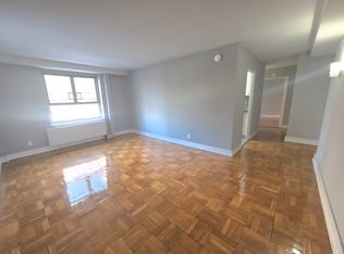 196-05 65th Cres #A, Fresh Meadows, NY 11365