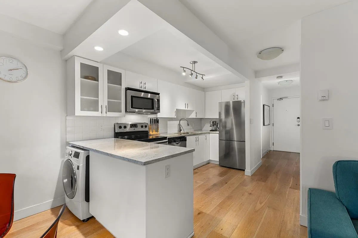 1 bed, 634 sqft, $2,700 — Photo 4