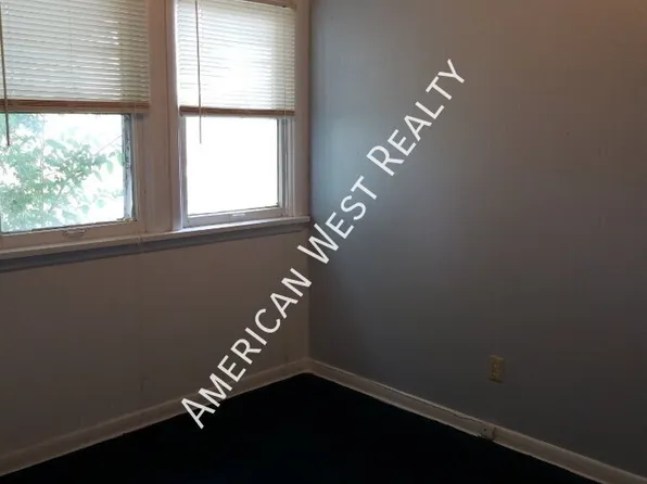 214 N Bernard St, Powell, WY 82435