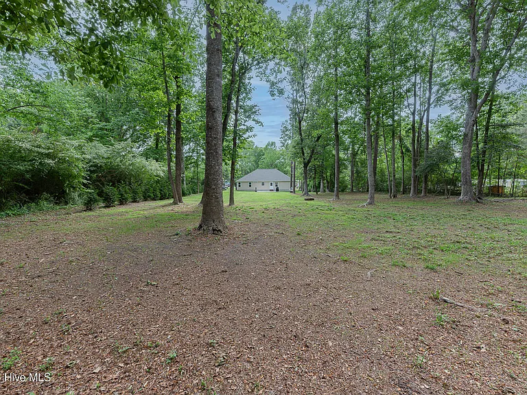 137 Wilburne Dr — Photo 36