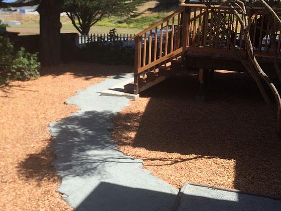 4th image of 390 Paloma Ave