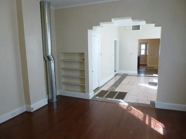 3 bed, 1.5 bath, 1245 sqft, $1,095 — Photo 3
