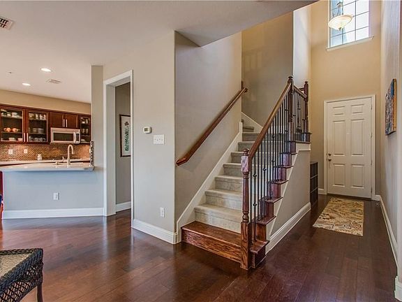 4th image of 2633 Chambers Dr