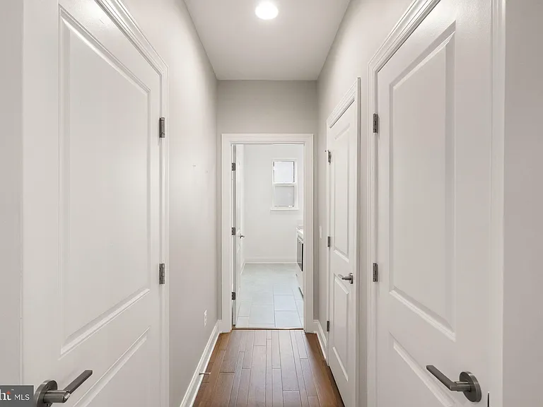 121 Cowbird St — Photo 36