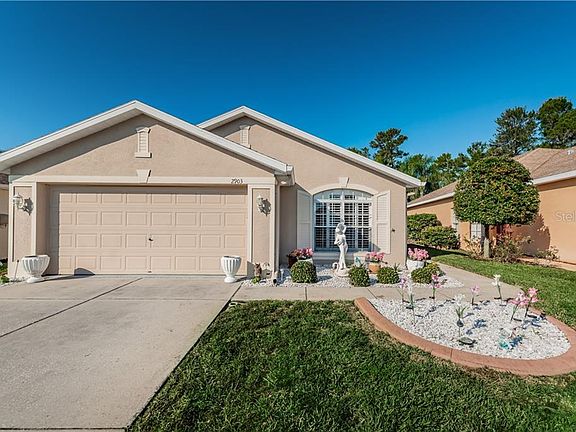 2nd image of 2903 Wood Pointe Dr