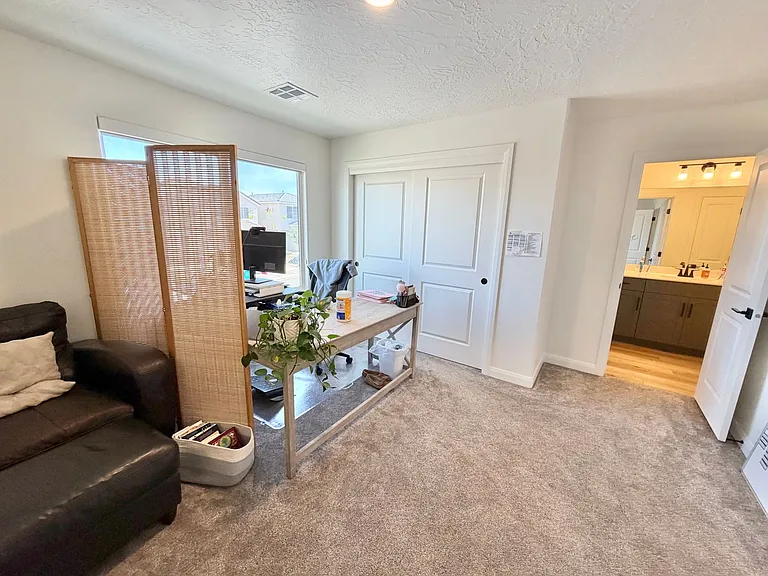 1436 E White Hollow Ln — Photo 19
