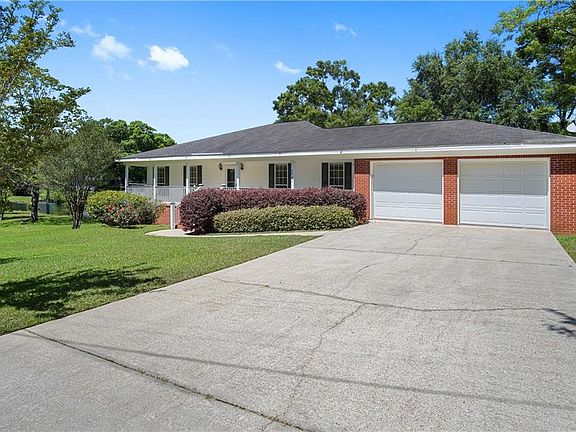 4th image of 8980 Eastwood Dr