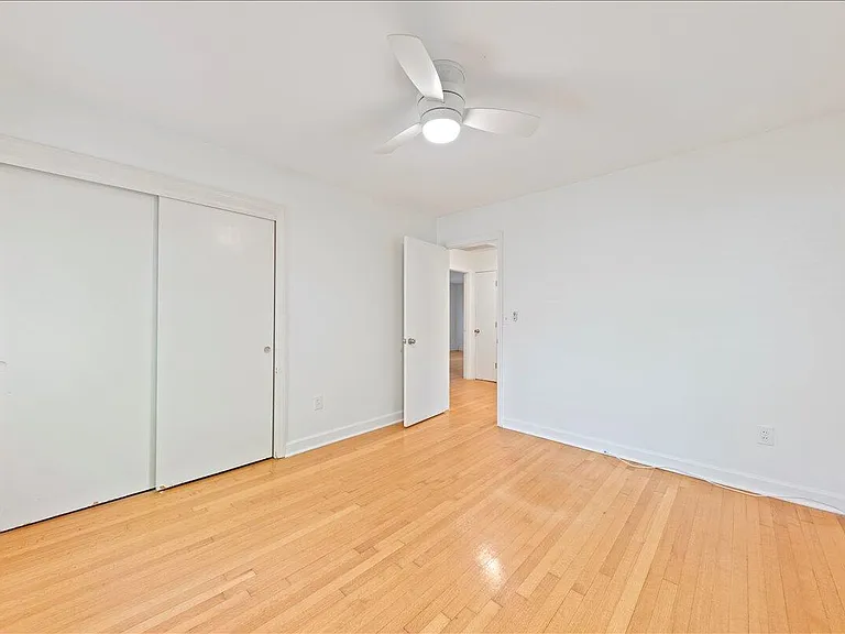 251 Bennett St — Photo 16