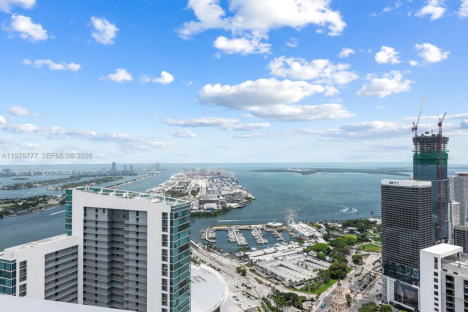 Paramount Miami Worldcent — Photo 2