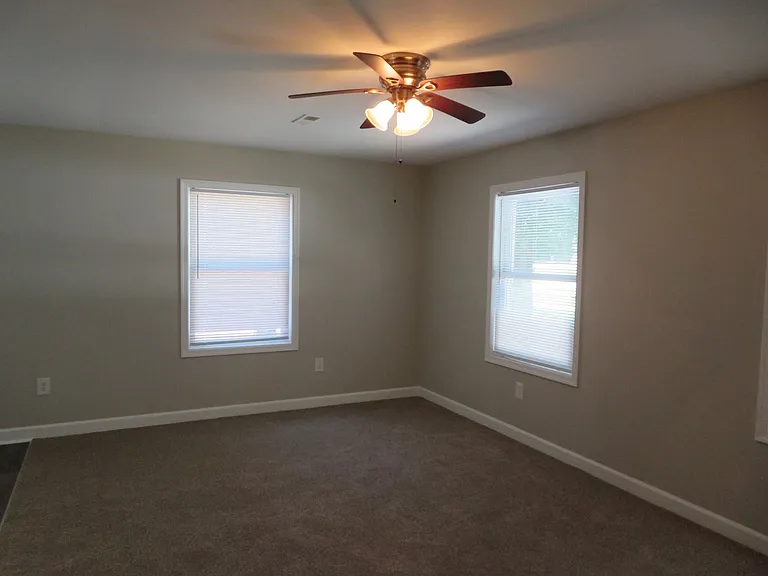 24009 Sequoia Rd — Photo 3
