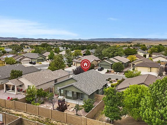 3rd image of 2113 Touchstone Dr