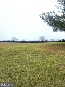 Kestrel Dr, Falling Waters, WV, 25419