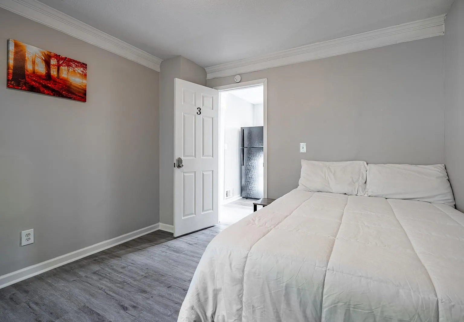 4 bed, 3.0 bath, 1734 sqft, $667 — Photo 2