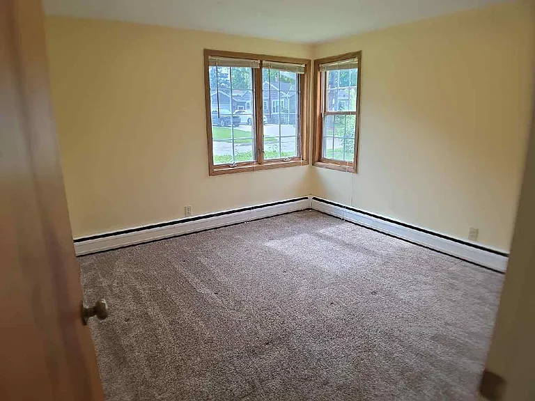 5916 Cornflower Ln — Photo 9