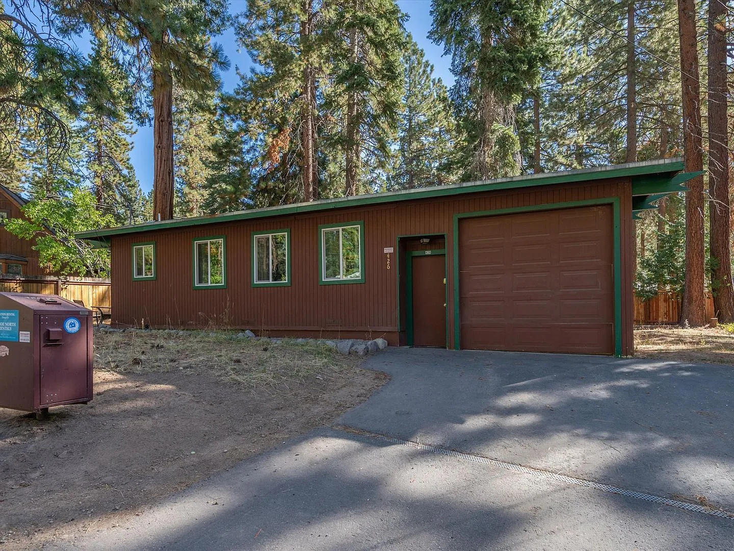 Ski Lease: Economical Cabin Close To Bus Line, Shops & Beach! — Photo 4