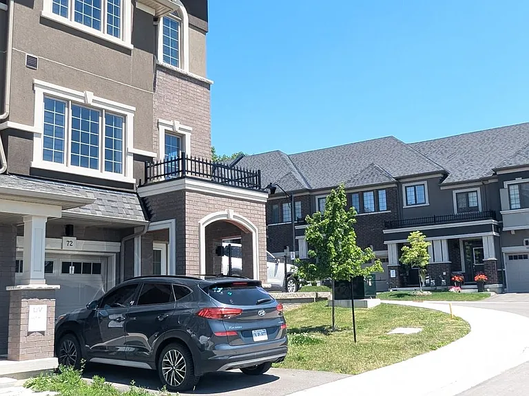 620 Colborne St W #72 — Photo 2