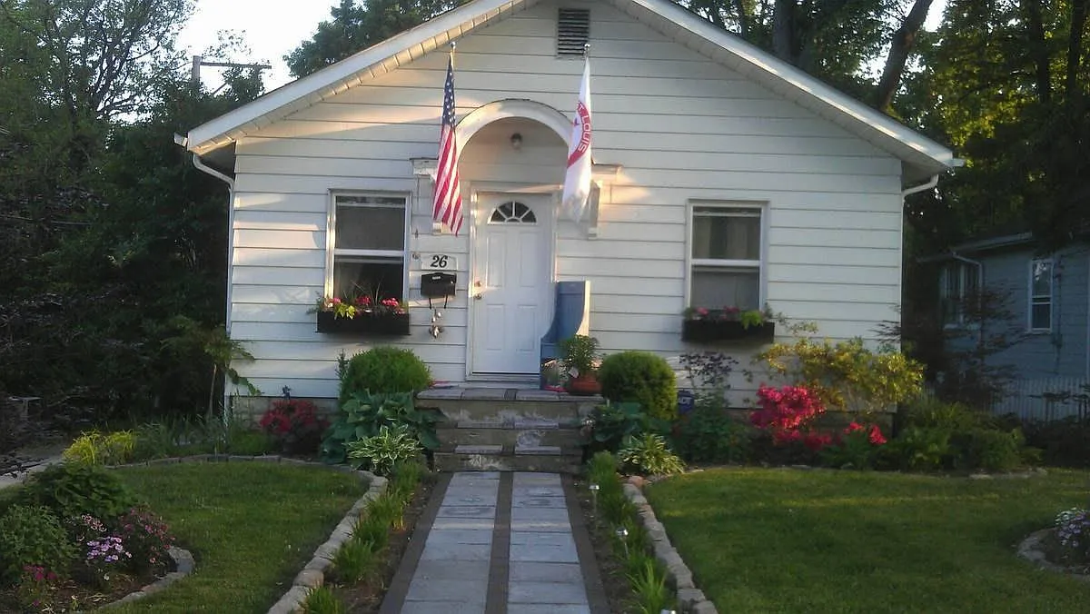 26 Euclid Ave photo 1
