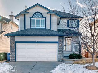 35 N Citadel Ridge Close NW, Calgary, AB T3G 4V4