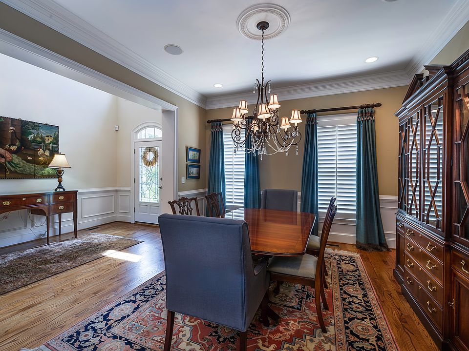 1st image of 6680 Eastleigh Cir