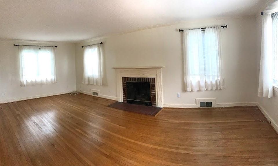 1st image of 912 26th Pl S