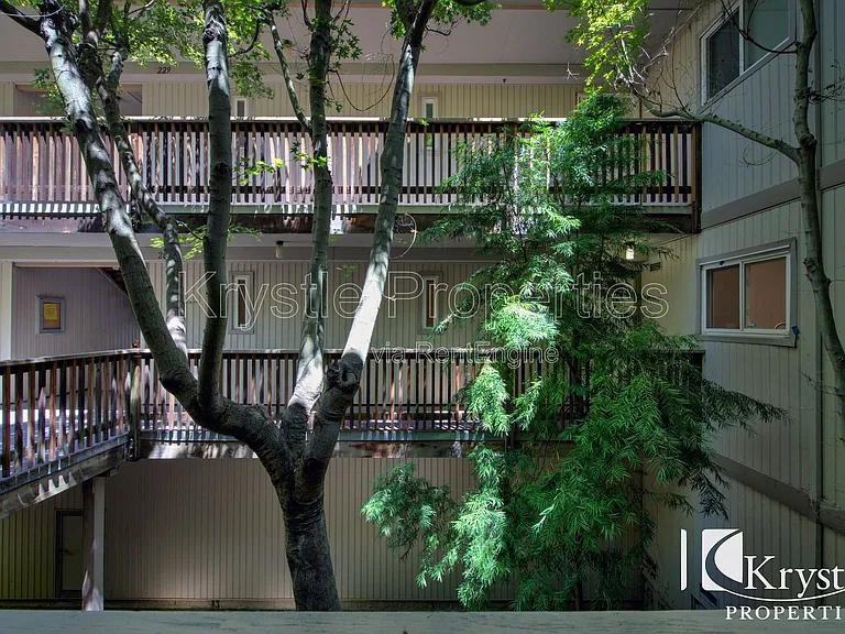 201 Nautical Ct — Photo 12