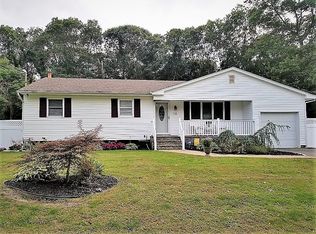 118 Arlington St, Patchogue, NY 11772