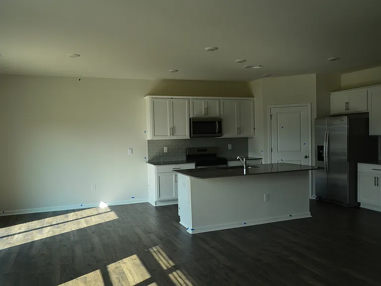 136 Pisgah St — Photo 11