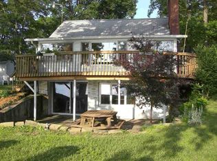 2010 Lakeview Dr, Brooklyn, MI 49230