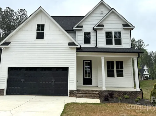 157 Powder Spring Dr, Statesville, NC 28677