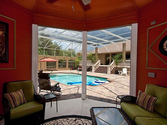 Pool Cabana