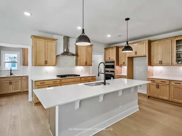 1725 Meadowfern Pl, Willow Spring, NC 27592
