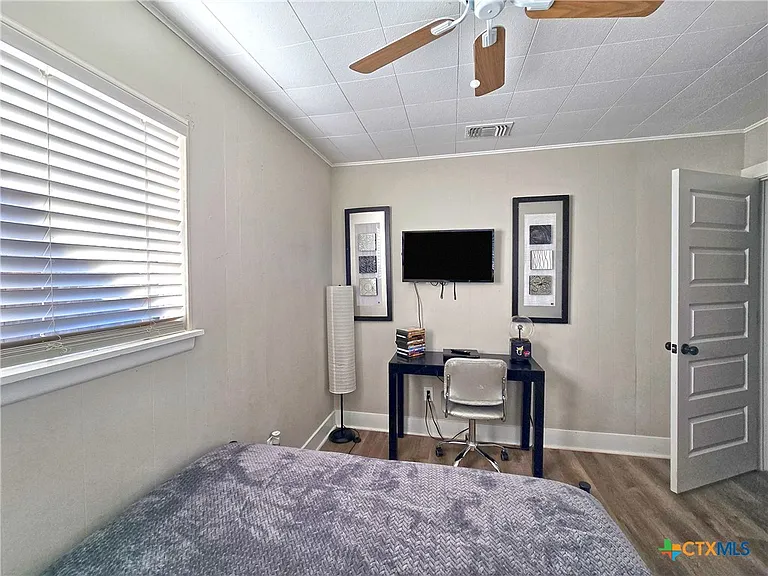 553 Scenic Dr — Photo 23