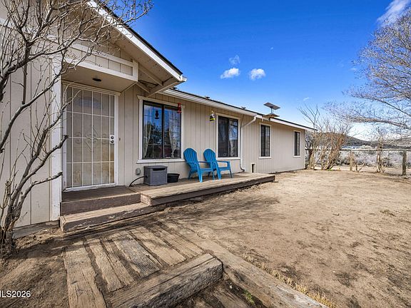 3rd image of 55 Buckboard Cir