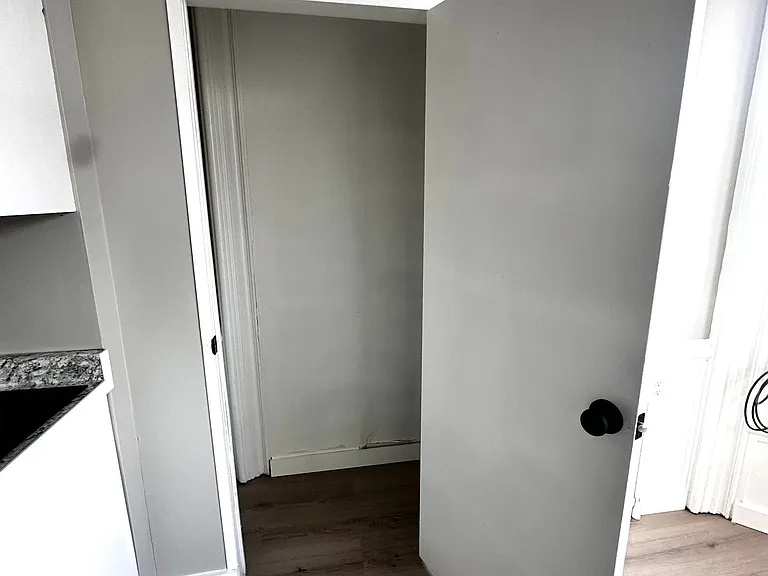 120 Myrtle St #4 — Photo 10