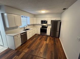 4831 16th St, Zephyrhills, FL 33542