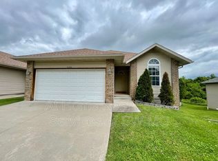 3173 W Wakefield St, Springfield, MO 65807