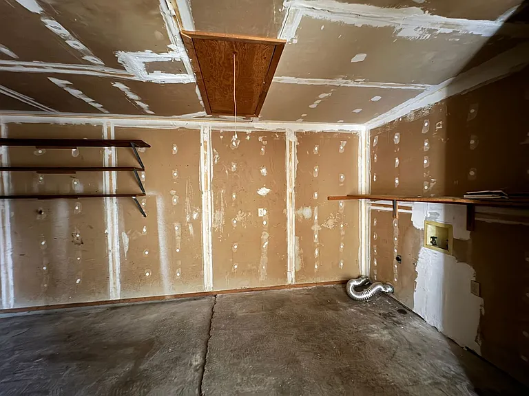 2112 Hinkle Ave — Photo 27